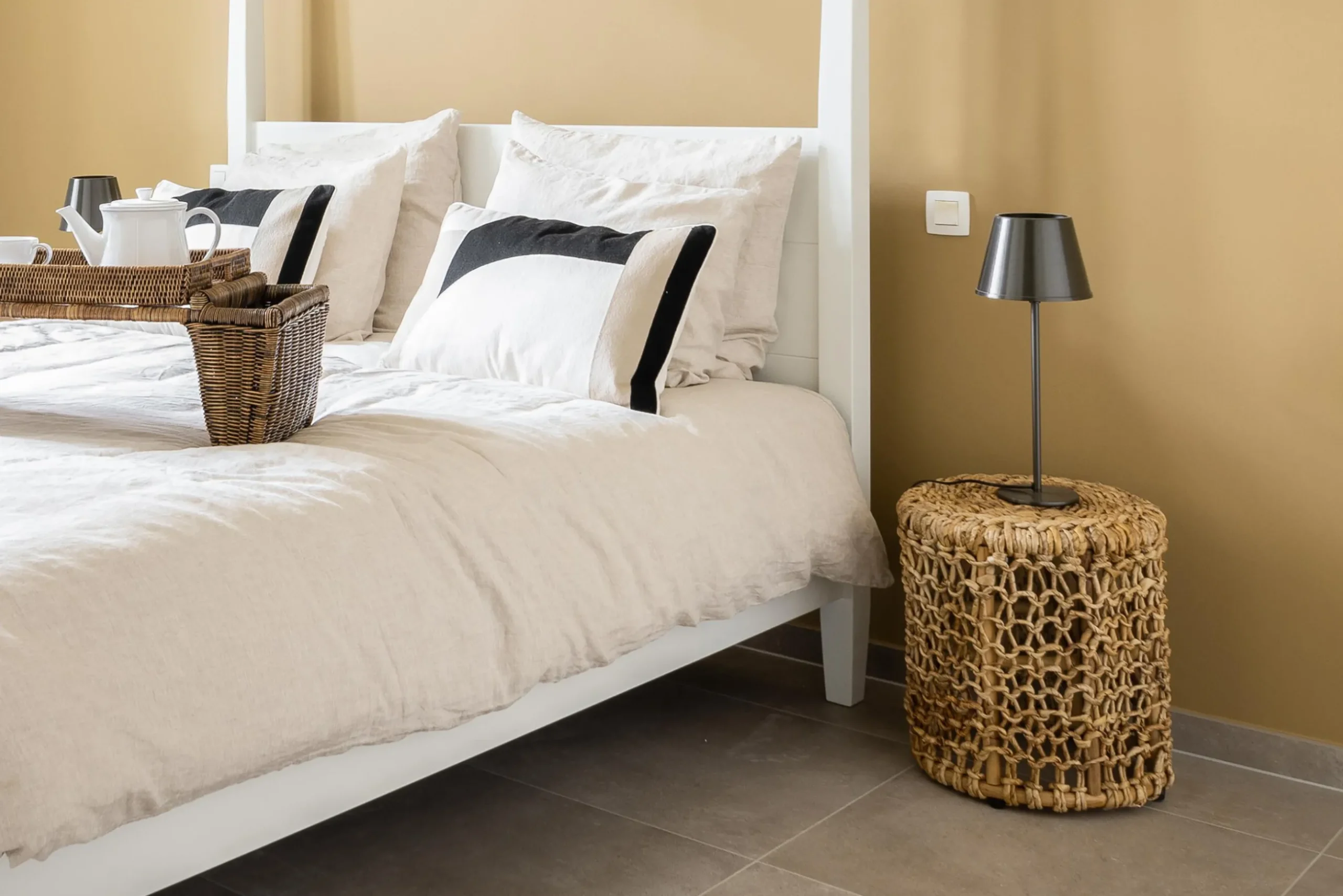 Alnwick, Tabouret, Reed