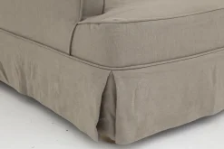 Brooke, Siege, Housse