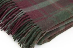 Camila, Plaid, A Carreaux