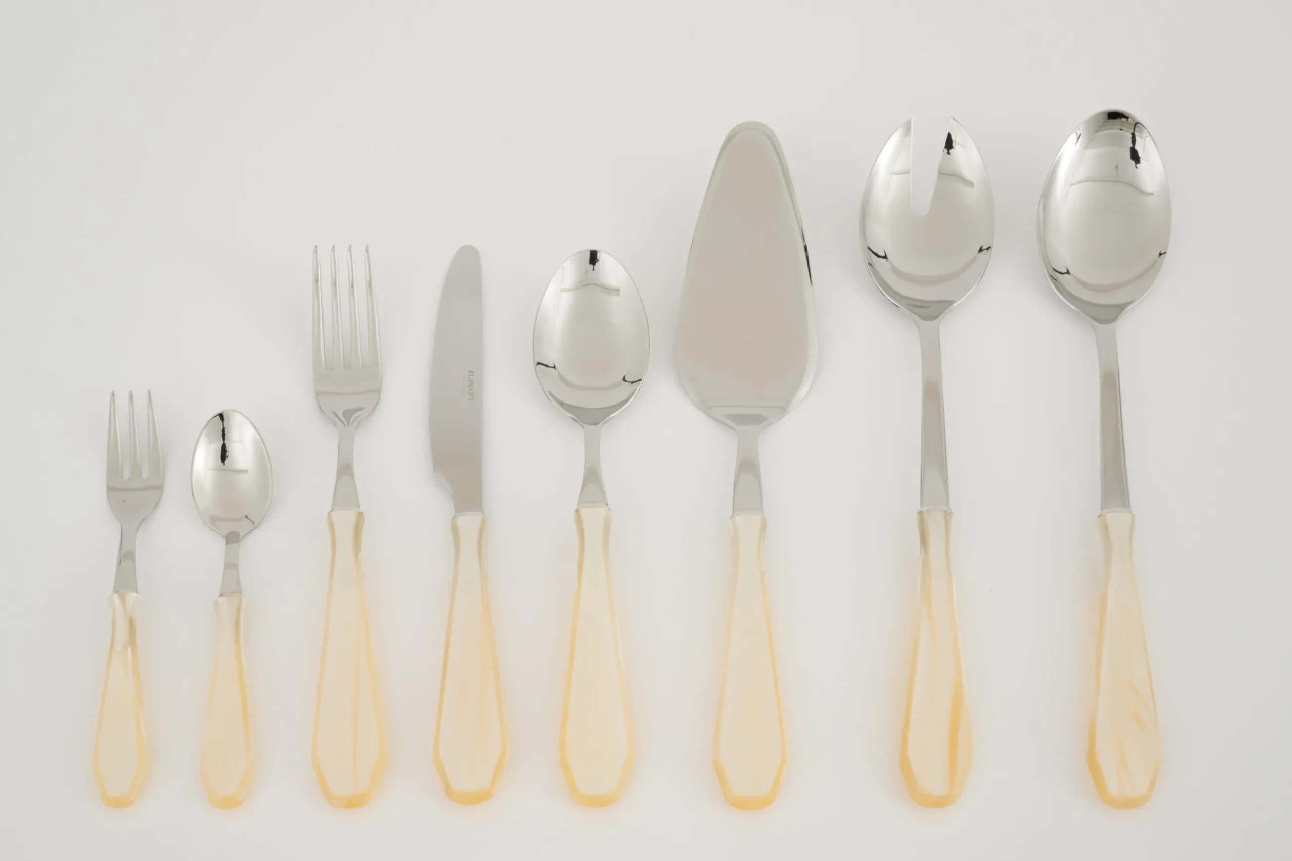 Coline, Fourchette A Gateau