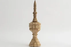 Corby, Cone, Bois, L