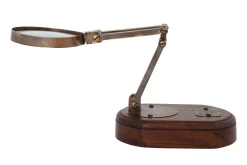 Derick, Loupe, A Pied