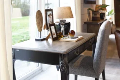 Foubert, Bureau, Bois