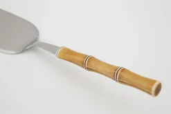 Hadis, Serveur De Patisserie