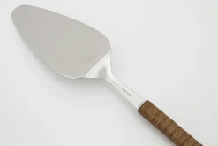 Korba, Serveur De Patisserie