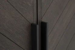 Lana, Buffet, 4 Portes