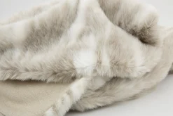 Larkin, Plaid, Fausse Fourrure