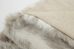 Larkin, Plaid, Fausse Fourrure