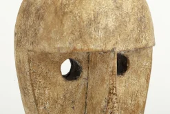 Lilli, Masque, A Pied