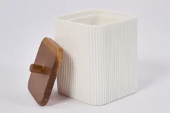 Muriel, Boite, Blanc