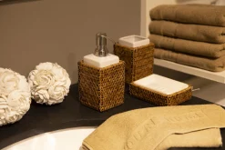 Togo, Pompe A Main, Reed